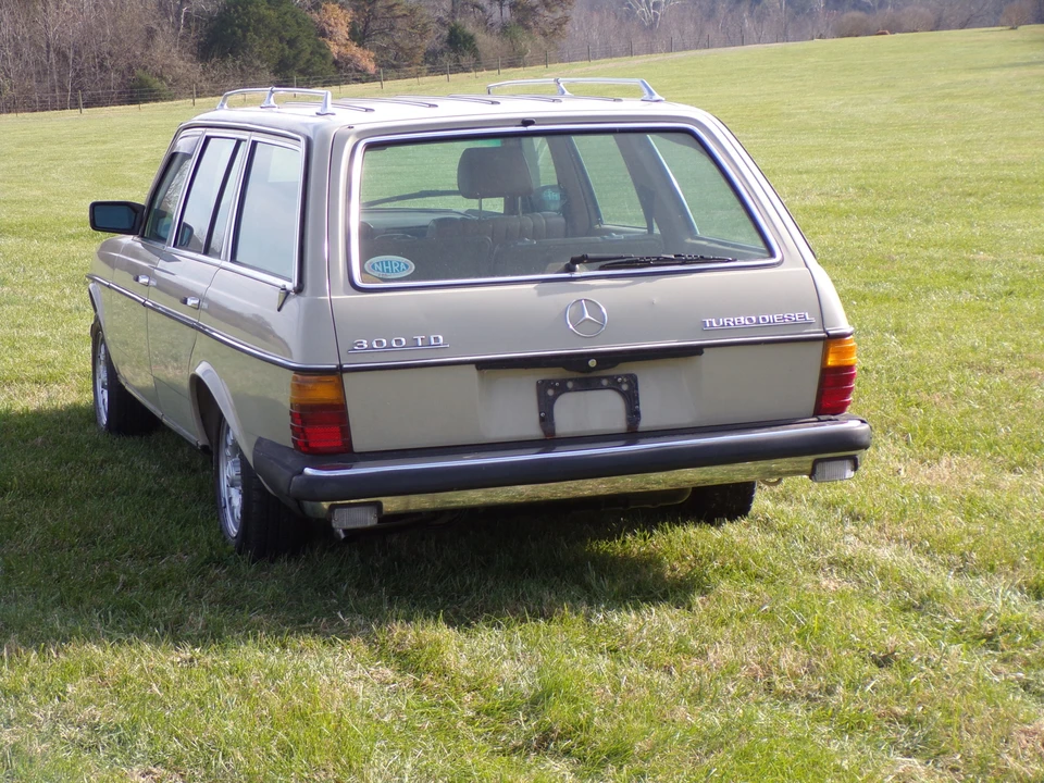 1985 Mercedes-Benz W123 Wagon (S123) - Image 12 of 31