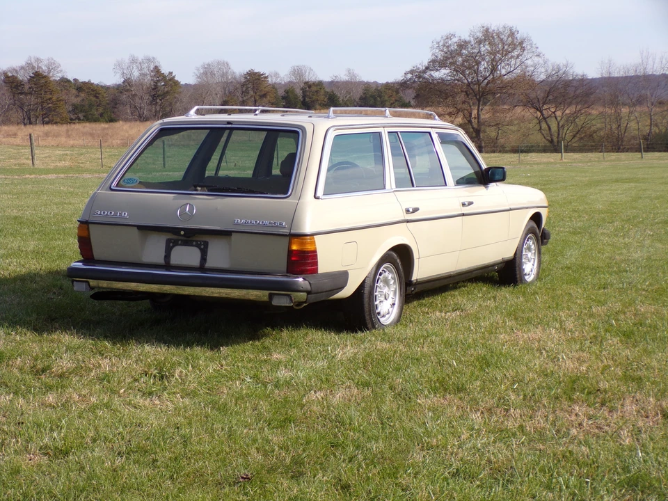 1985 Mercedes-Benz W123 Wagon (S123) - Image 15 of 31