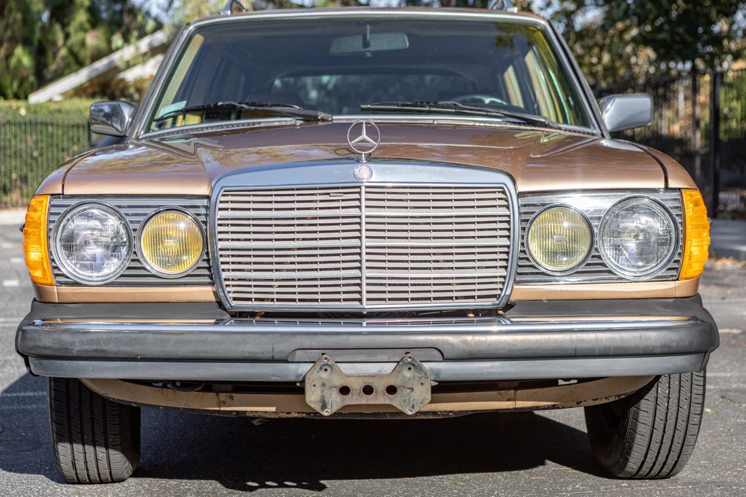 1985 Mercedes-Benz W123 Wagon (S123) - Image 10 of 31