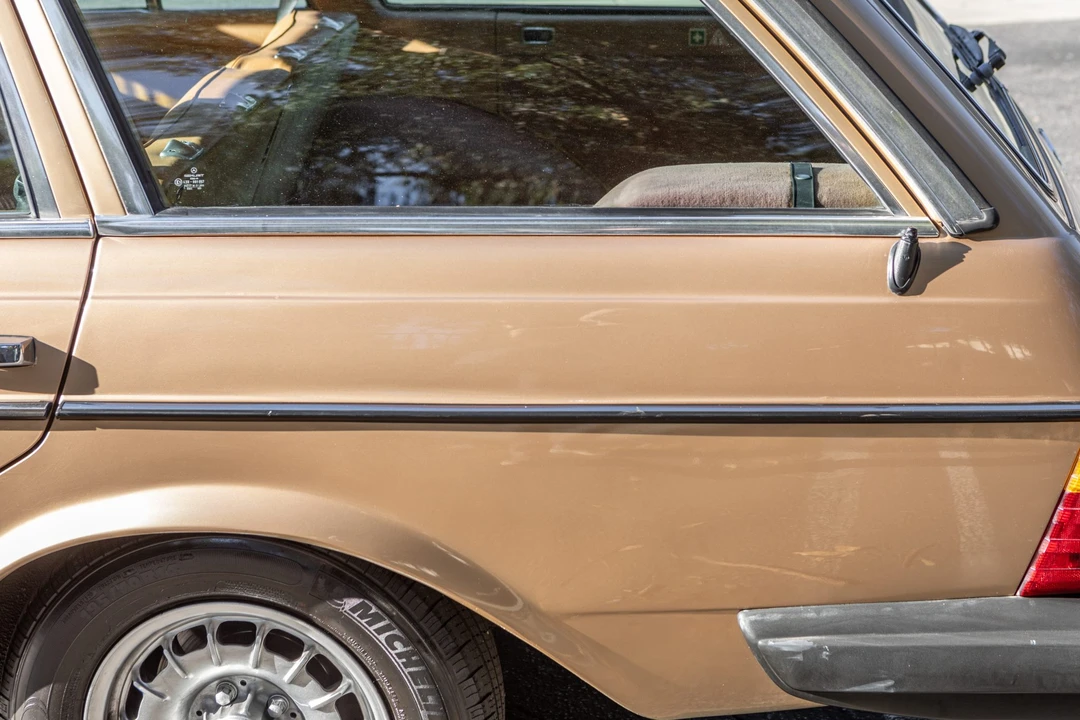 1985 Mercedes-Benz W123 Wagon (S123) - Image 27 of 31