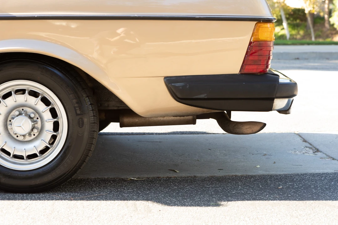 1985 Mercedes-Benz W123 Wagon (S123) - Image 19 of 31