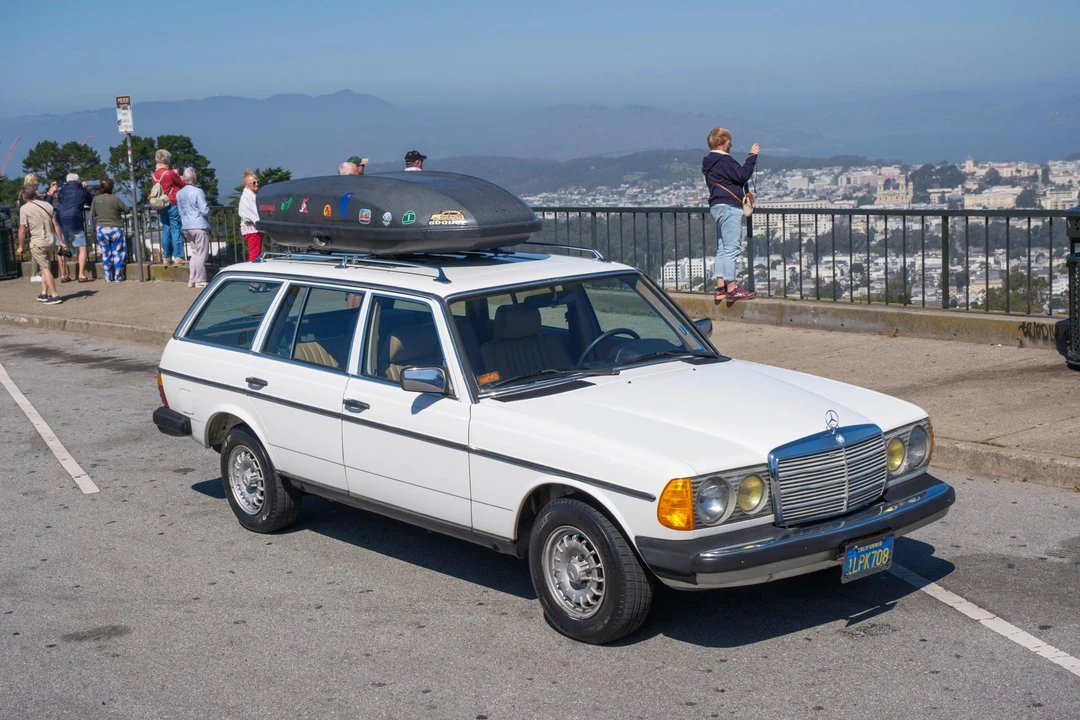 1985 Mercedes-Benz W123 Wagon (S123) - Image 22 of 31