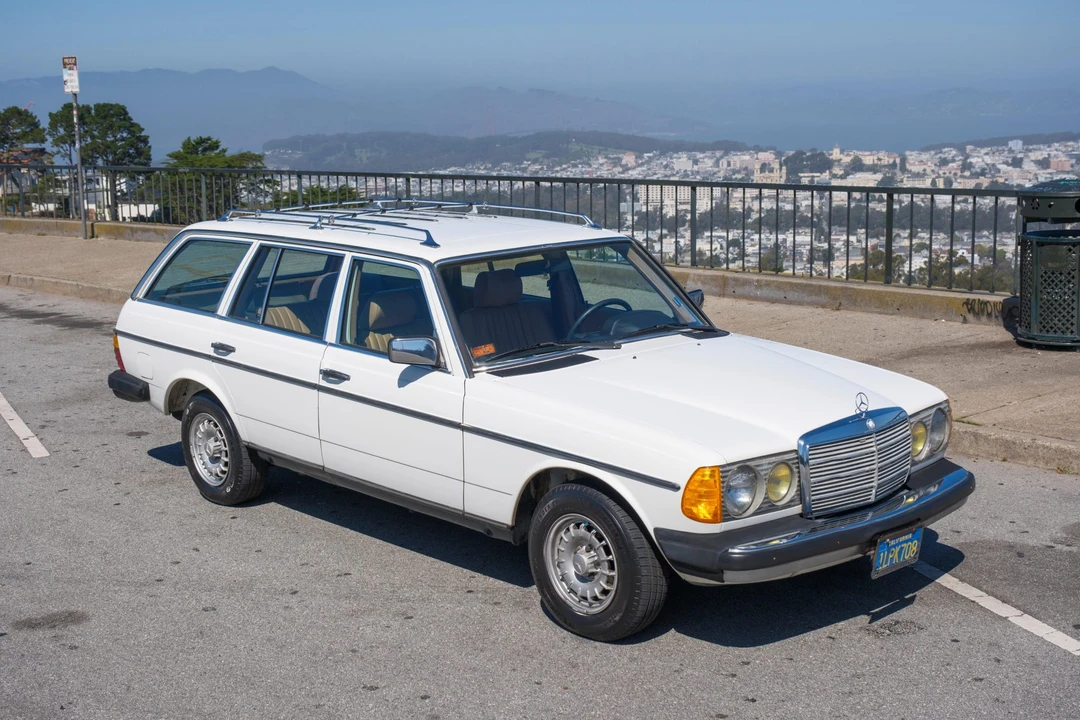 1985 Mercedes-Benz W123 Wagon (S123) - Image 13 of 31