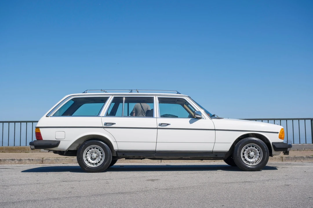 1985 Mercedes-Benz W123 Wagon (S123) - Image 11 of 31