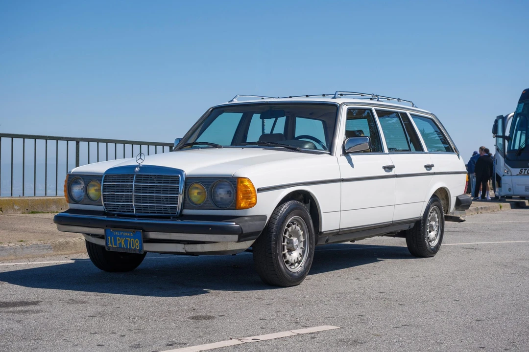 1985 Mercedes-Benz W123 Wagon (S123) - Image 3 of 31