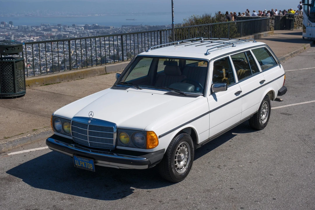 1985 Mercedes-Benz W123 Wagon (S123) - Image 4 of 31