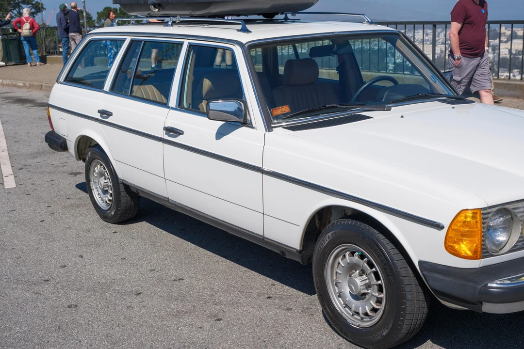 1985 Mercedes-Benz W123 Wagon (S123) - Image 26 of 31