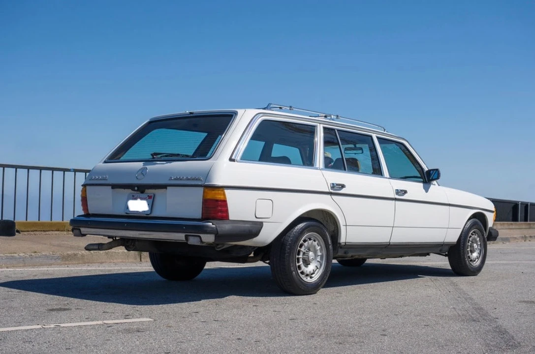 1985 Mercedes-Benz W123 Wagon (S123) - Image 10 of 31