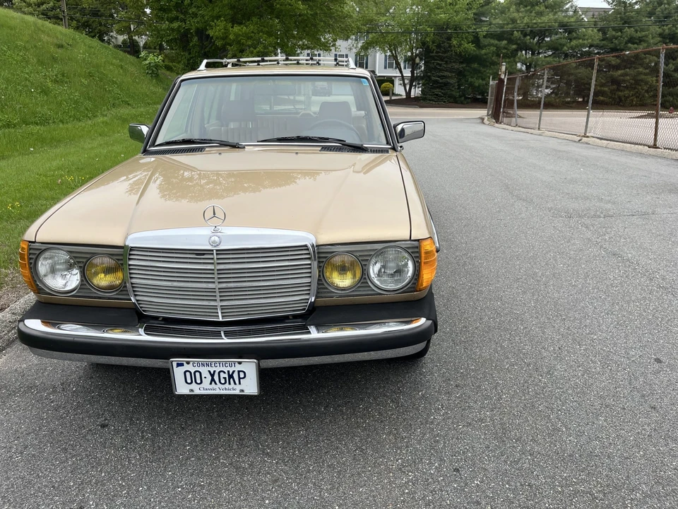1985 Mercedes-Benz W123 Wagon (S123) - Image 10 of 31