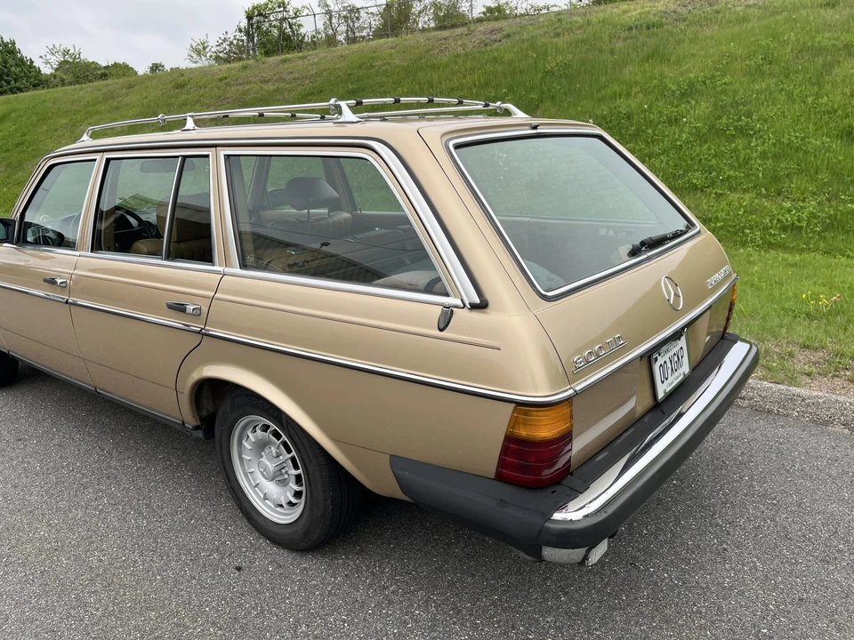 1985 Mercedes-Benz W123 Wagon (S123) - Image 14 of 31