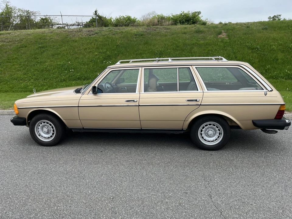 1985 Mercedes-Benz W123 Wagon (S123) - Image 3 of 31