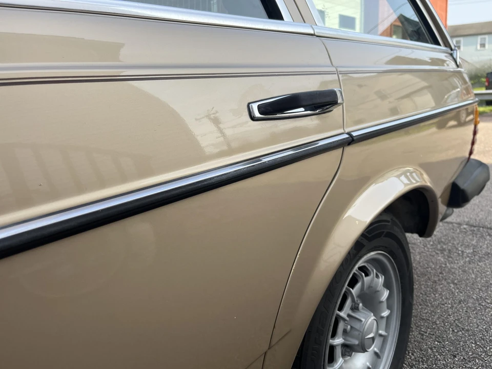 1985 Mercedes-Benz W123 Wagon (S123) - Image 27 of 31