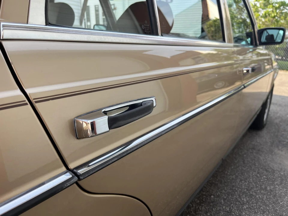 1985 Mercedes-Benz W123 Wagon (S123) - Image 29 of 31