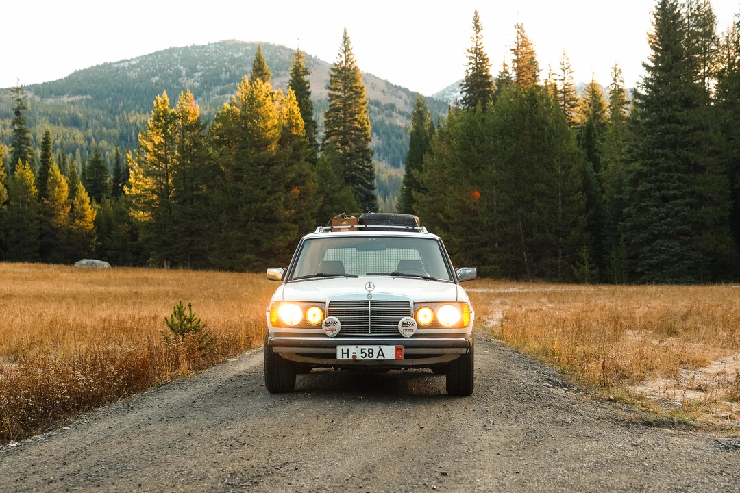1985 Mercedes-Benz W123 Wagon (S123) - Image 13 of 31