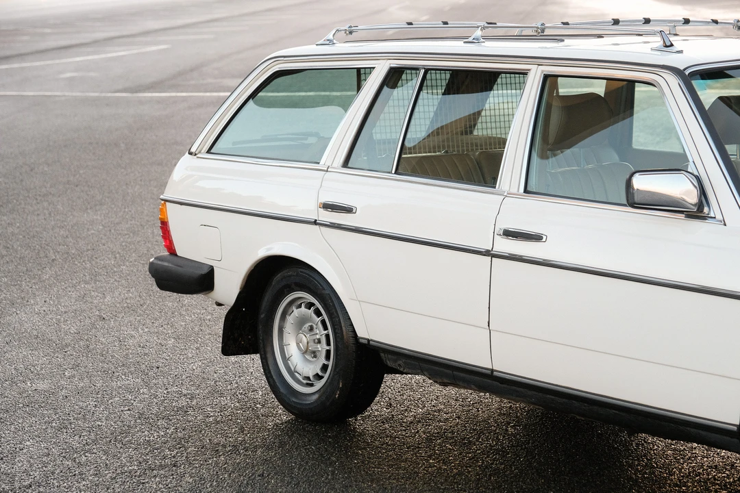 1985 Mercedes-Benz W123 Wagon (S123) - Image 29 of 31