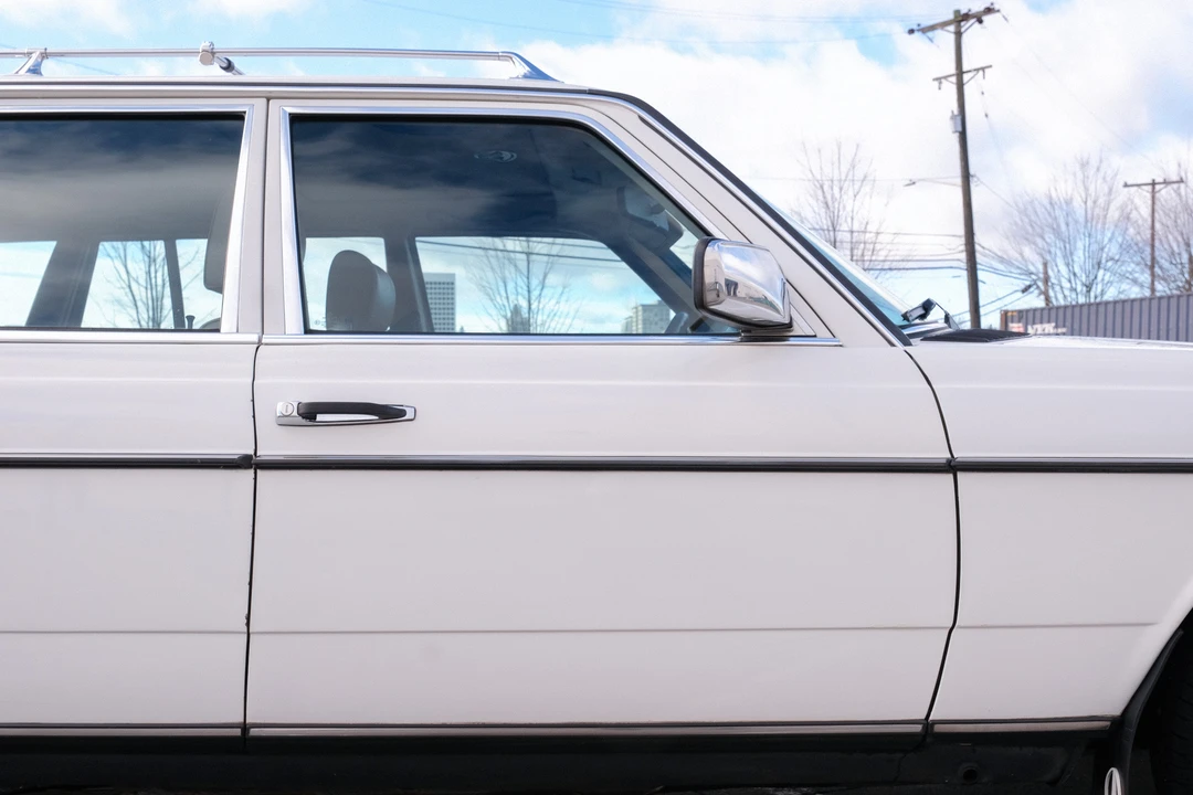 1985 Mercedes-Benz W123 Wagon (S123) - Image 23 of 31