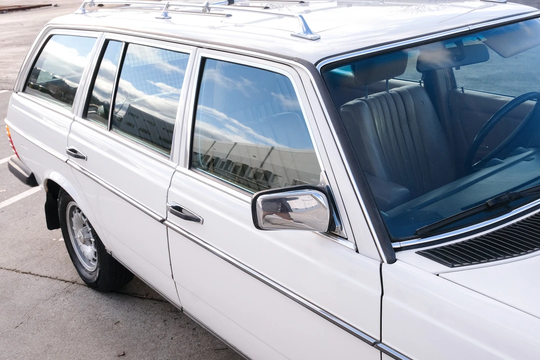 1985 Mercedes-Benz W123 Wagon (S123) - Image 27 of 31