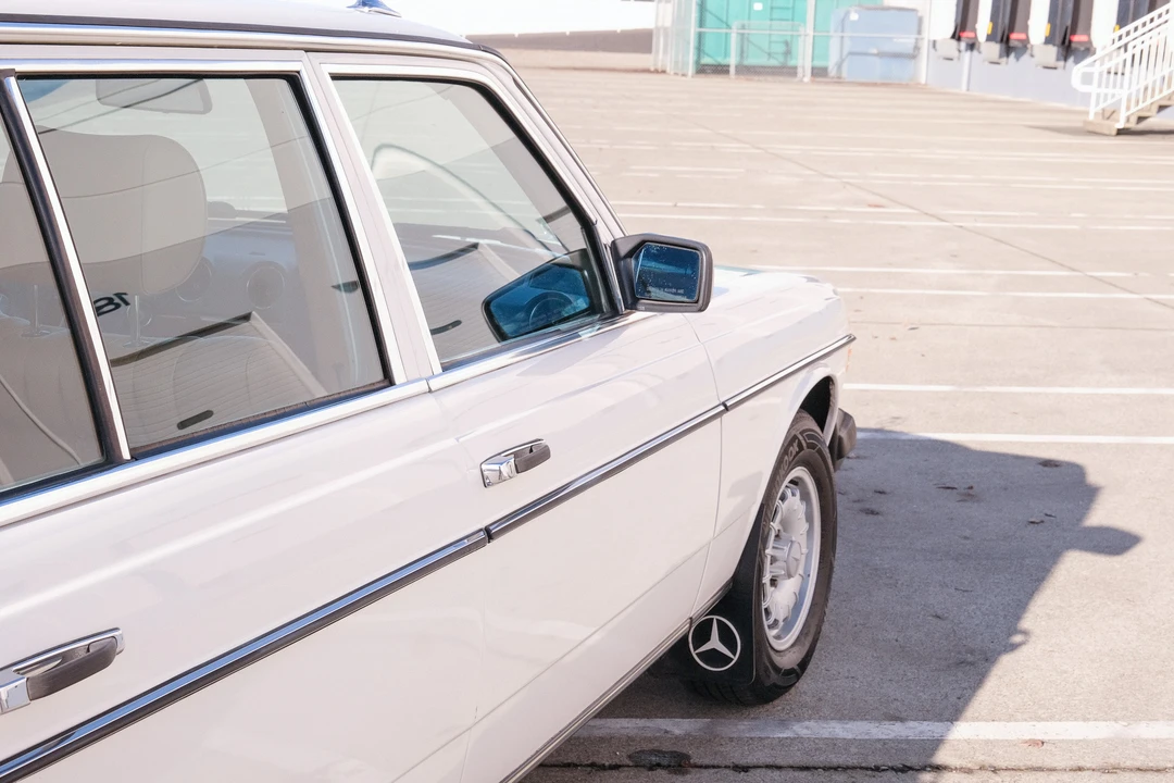 1985 Mercedes-Benz W123 Wagon (S123) - Image 24 of 31