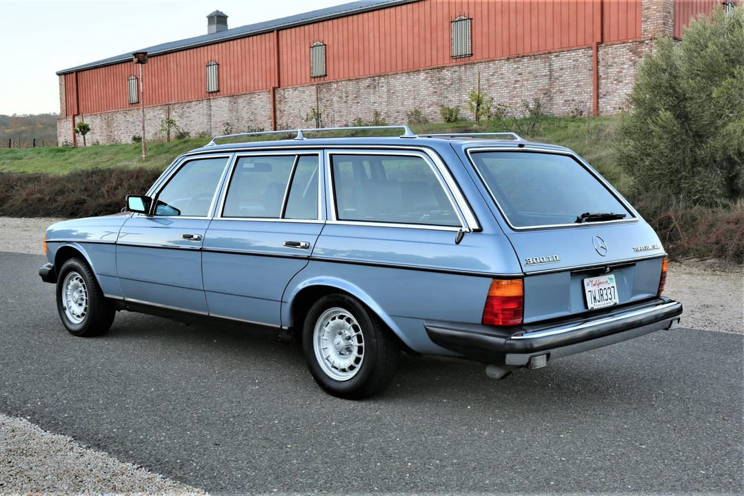 1985 Mercedes-Benz W123 Wagon (S123) - Image 17 of 31