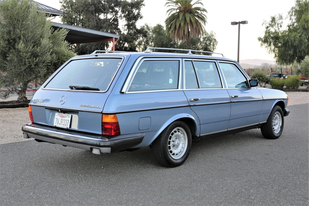 1985 Mercedes-Benz W123 Wagon (S123) - Image 12 of 31