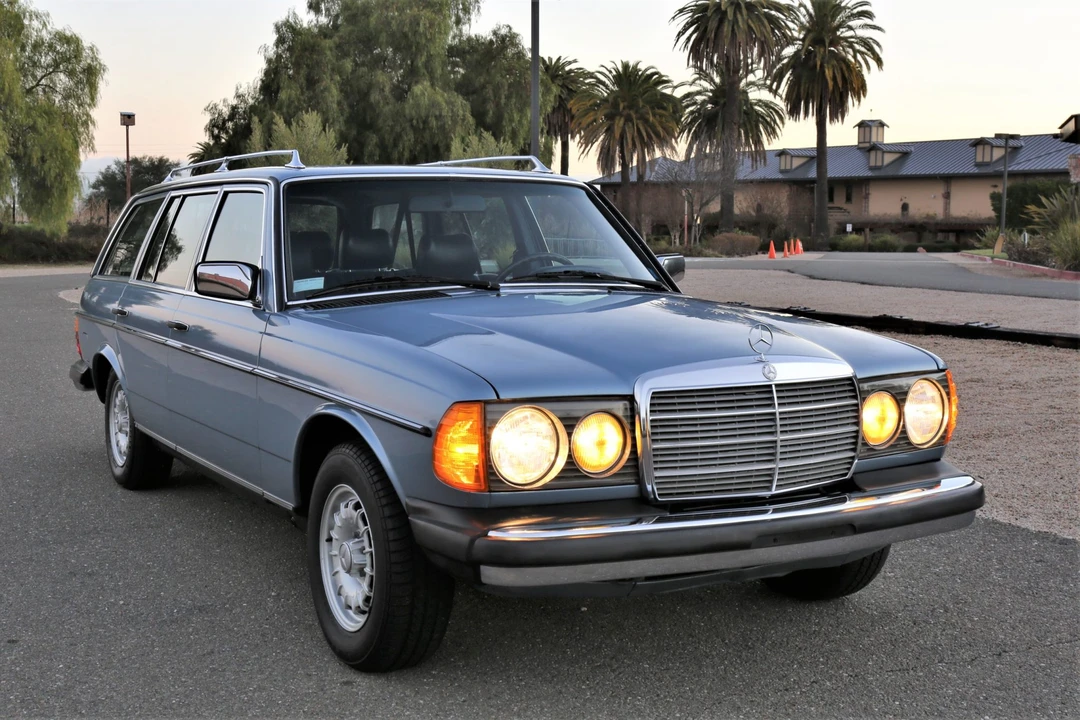 1985 Mercedes-Benz W123 Wagon (S123) - Image 8 of 31