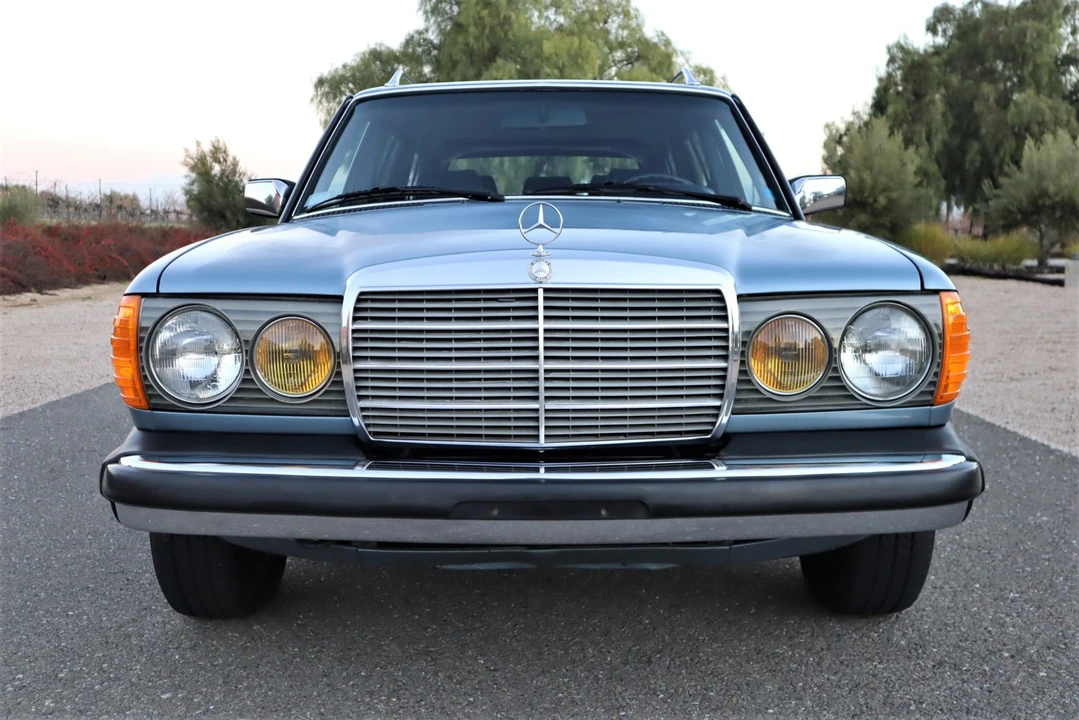 1985 Mercedes-Benz W123 Wagon (S123) - Image 5 of 31