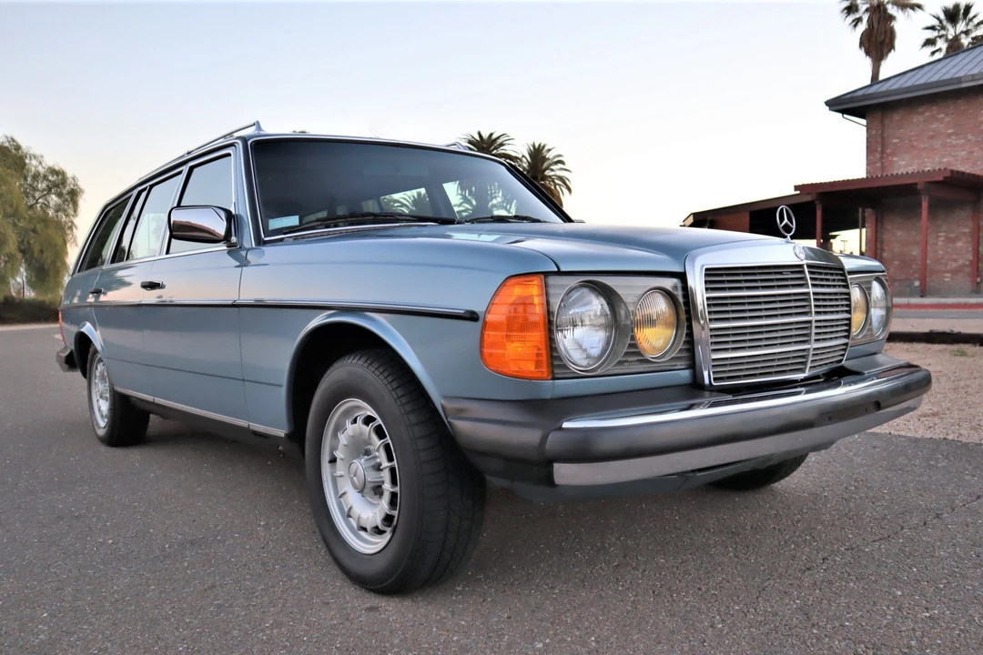 1985 Mercedes-Benz W123 Wagon (S123) - Image 9 of 31