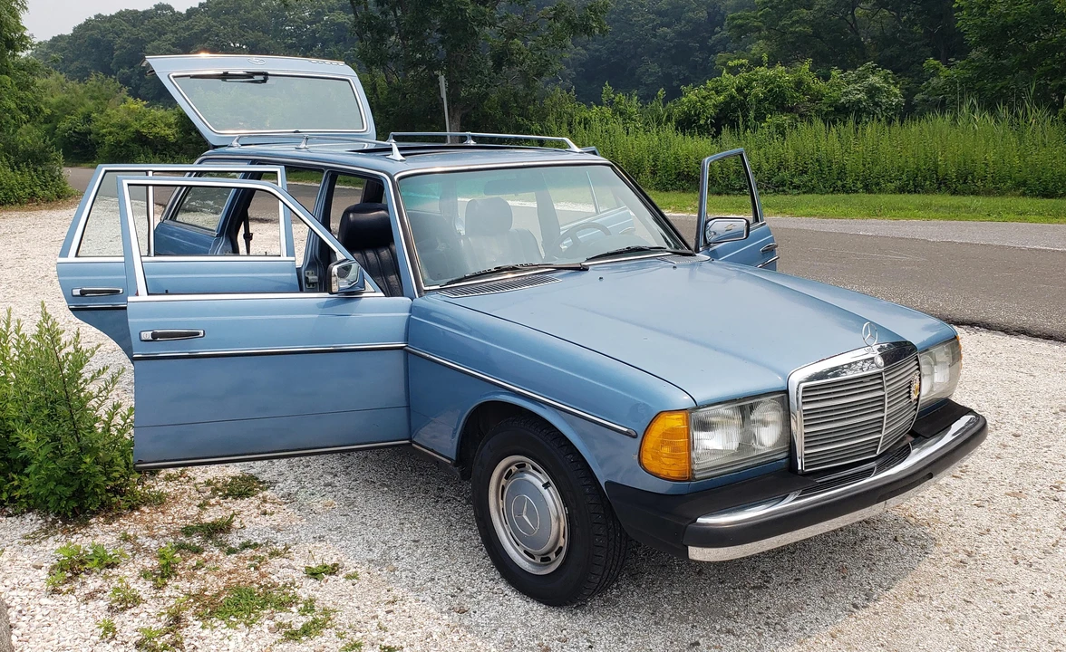 1985 Mercedes-Benz W124 E-Class - Image 29 of 31
