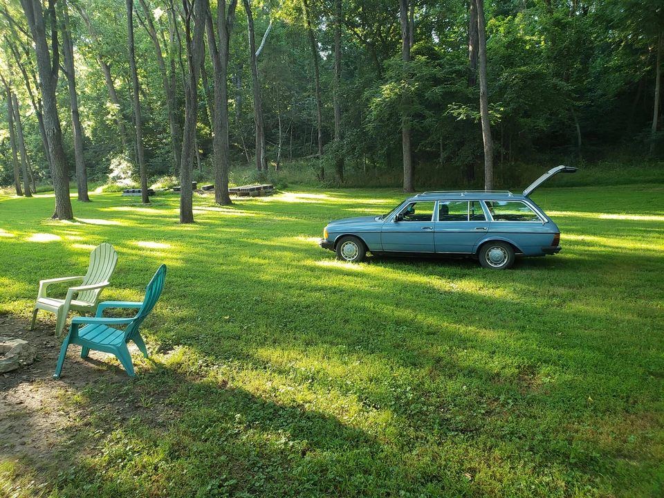 1985 Mercedes-Benz W124 E-Class - Image 13 of 31