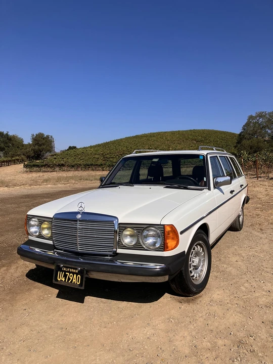 1985 Mercedes-Benz W123 Wagon (S123) - Image 9 of 31