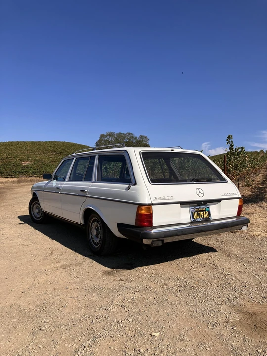 1985 Mercedes-Benz W123 Wagon (S123) - Image 17 of 31