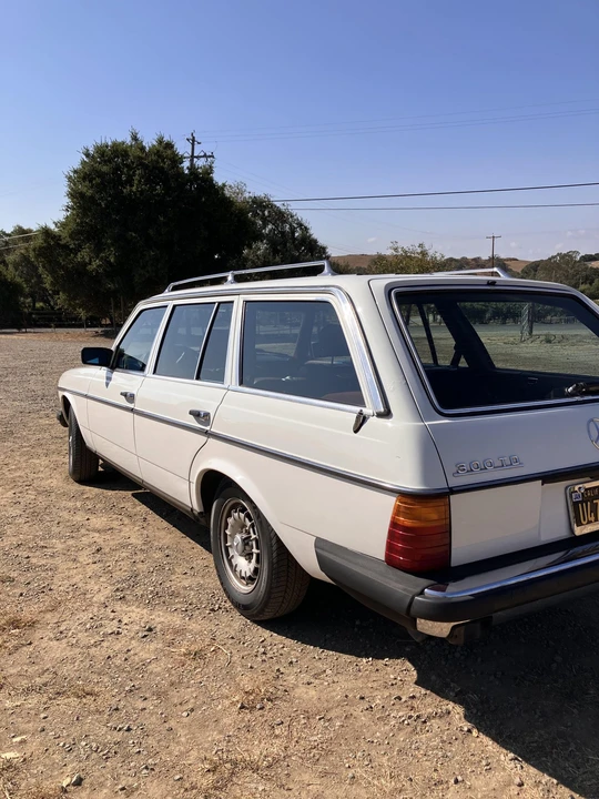 1985 Mercedes-Benz W123 Wagon (S123) - Image 30 of 31