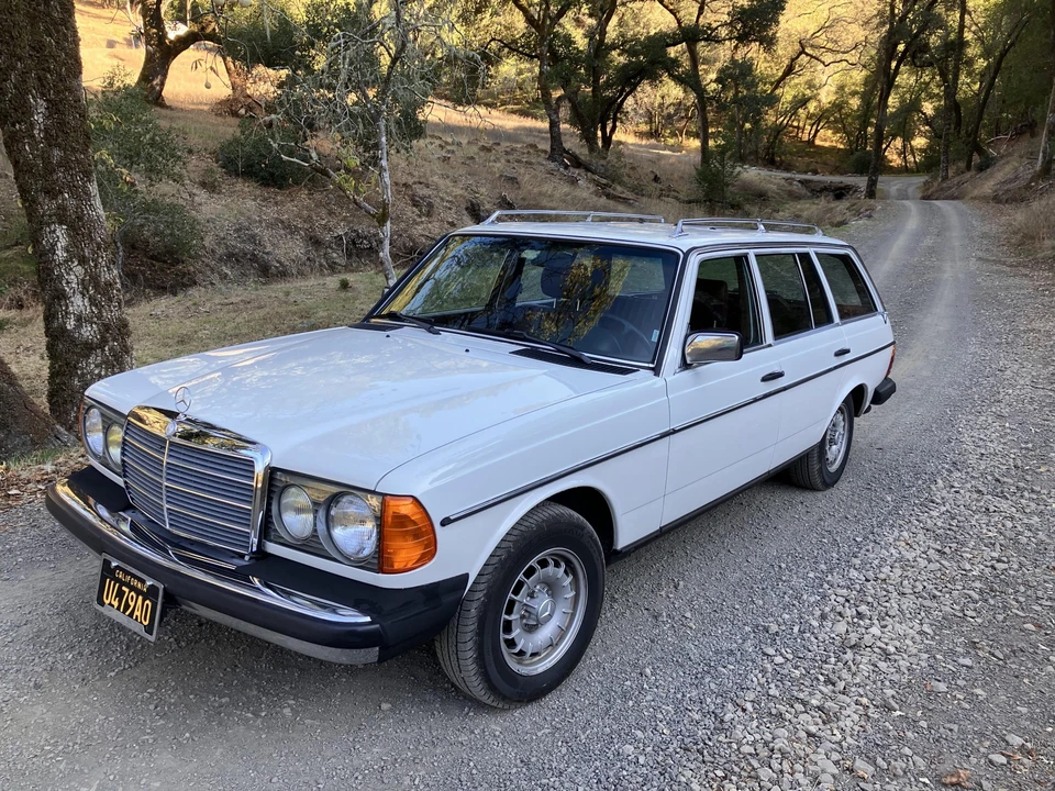 1985 Mercedes-Benz W123 Wagon (S123) - Image 11 of 31