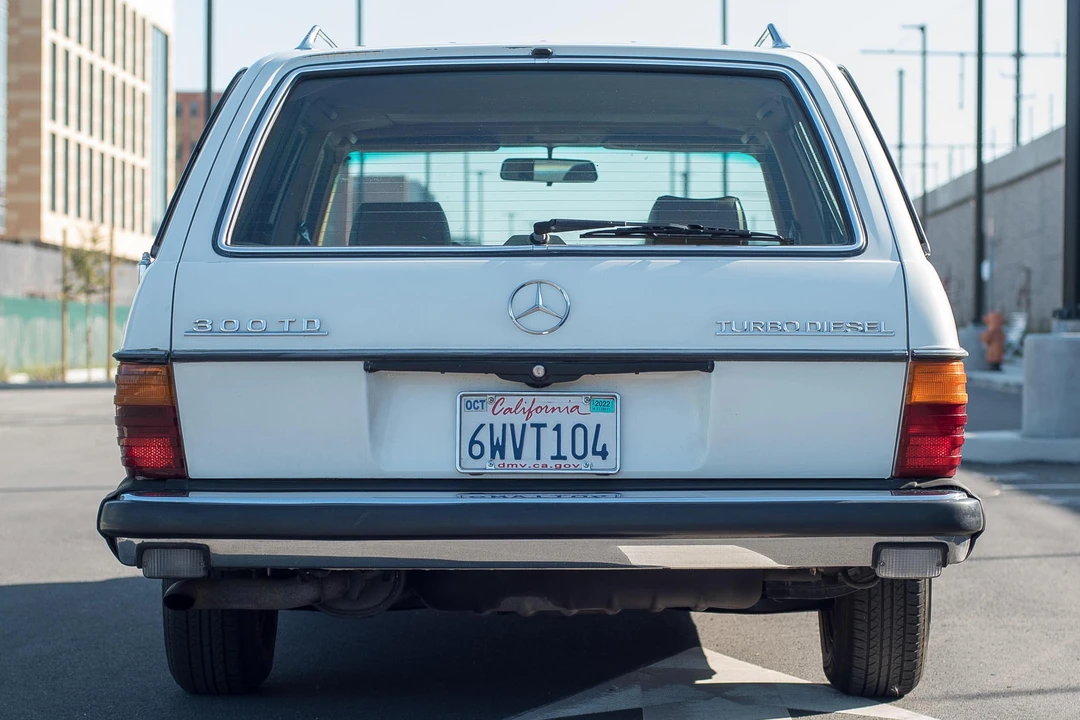 1985 Mercedes-Benz W124 E-Class - Image 5 of 31