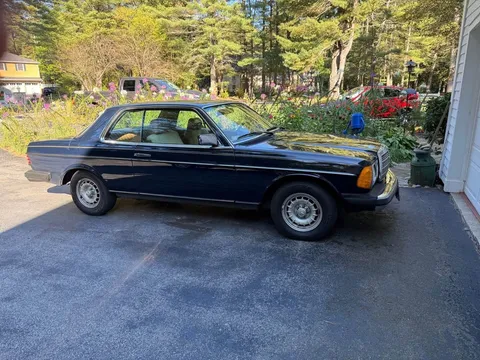 1985 Mercedes-Benz 300CD Coupe Diesel Chrome