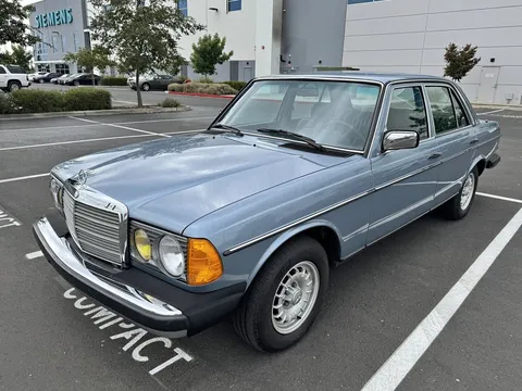 1985 Mercedes-Benz 300D