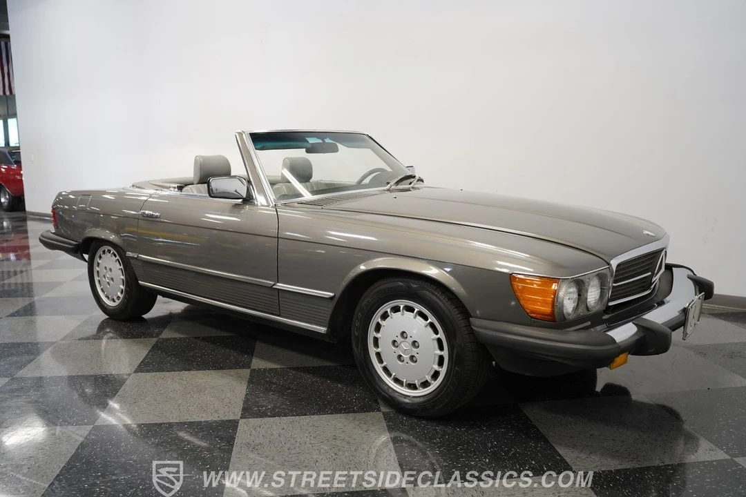 1985 Mercedes-Benz R107 SL-Class - Image 16 of 21