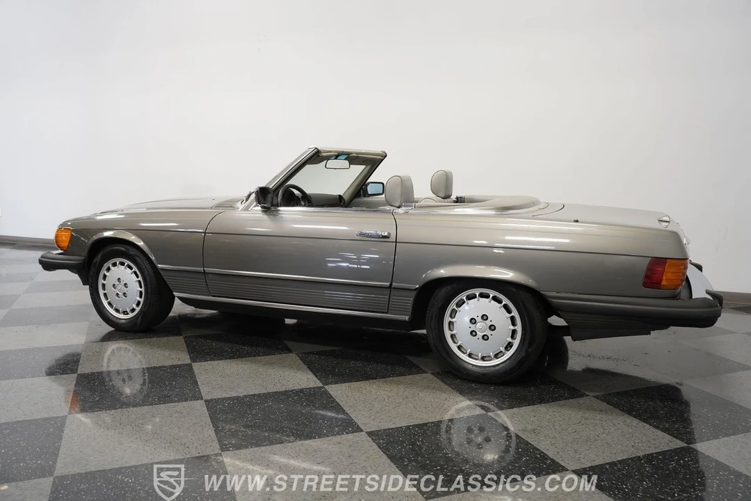 1985 Mercedes-Benz R107 SL-Class - Image 8 of 21
