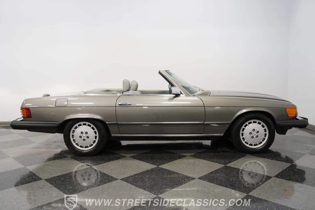 1985 Mercedes-Benz R107 SL-Class - Image 14 of 21