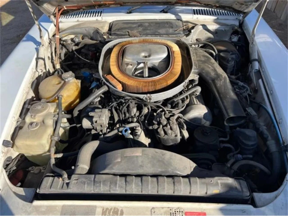 1985 Mercedes-Benz W124 E-Class - Image 12 of 12