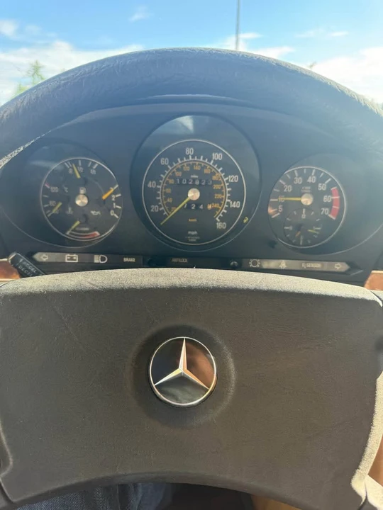 1985 Mercedes-Benz W124 E-Class - Image 8 of 13