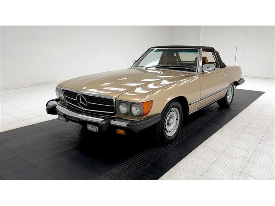 1985 Mercedes-Benz W124 E-Class - Image 2 of 31