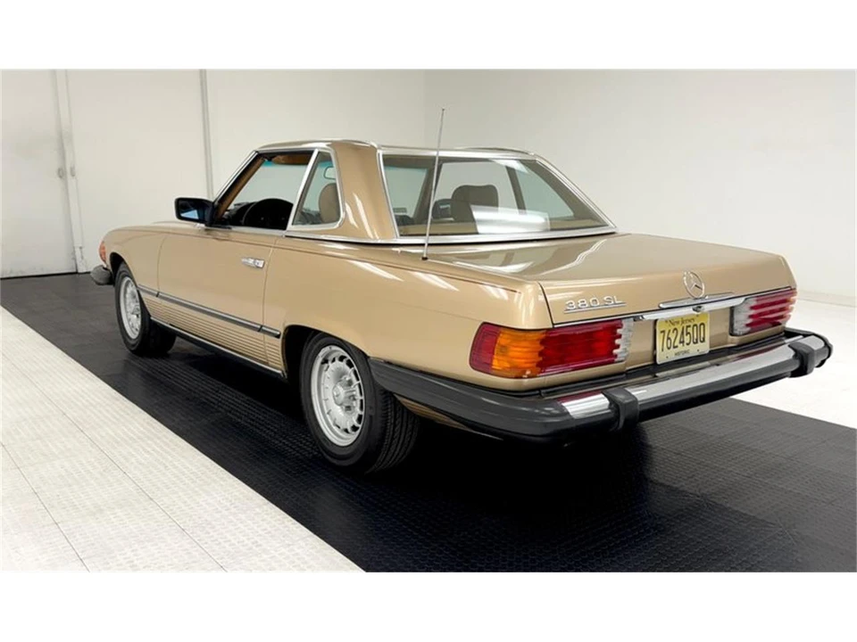 1985 Mercedes-Benz W124 E-Class - Image 7 of 31