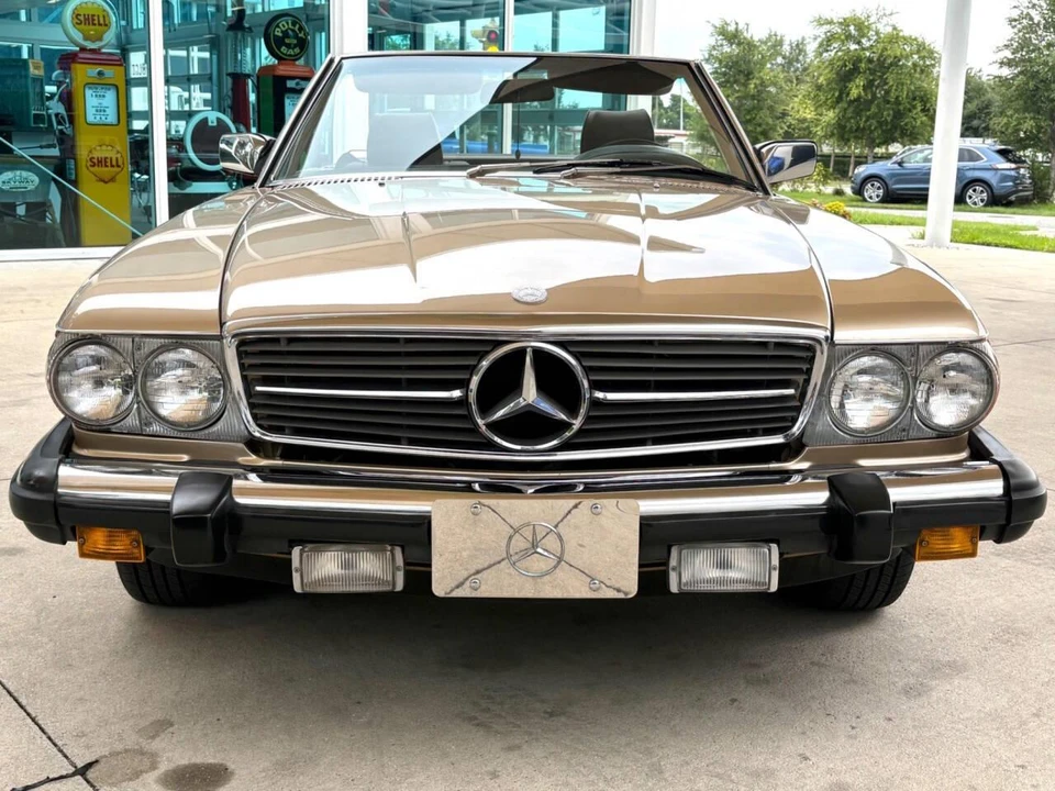 1985 Mercedes-Benz W124 E-Class - Image 2 of 31