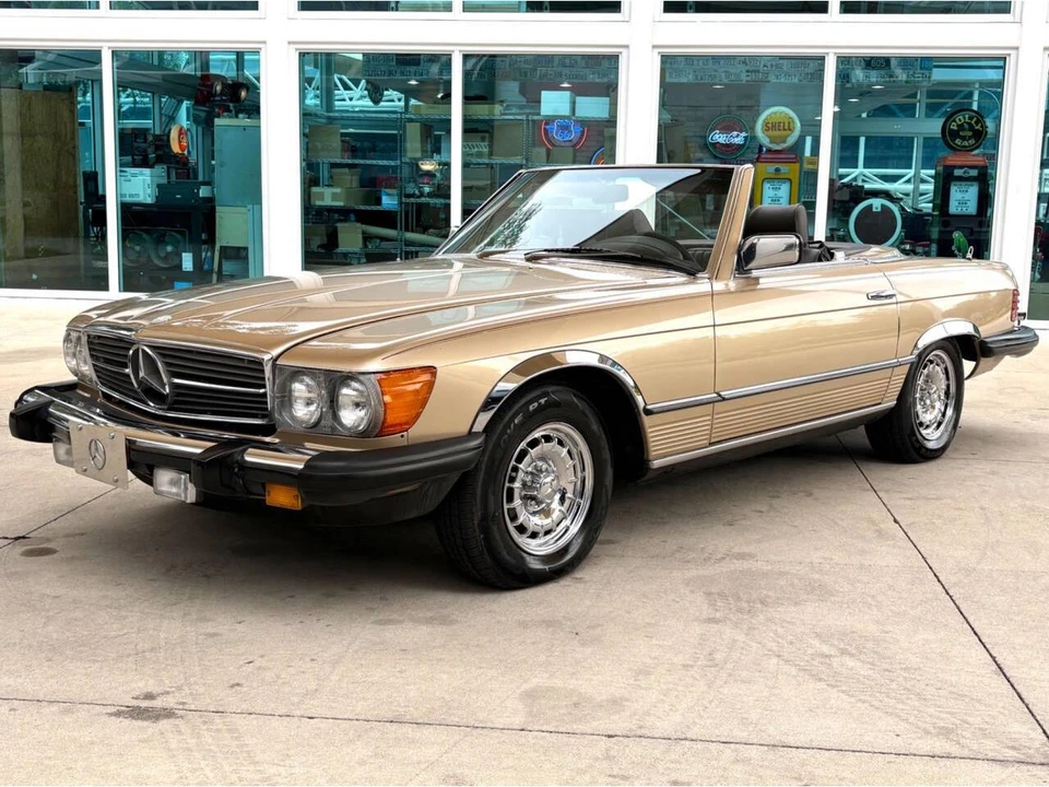 1985 Mercedes-Benz W124 E-Class - Image 11 of 31