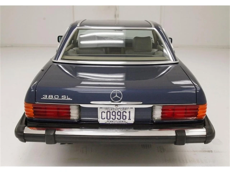 1985 Mercedes-Benz W124 E-Class - Image 11 of 31
