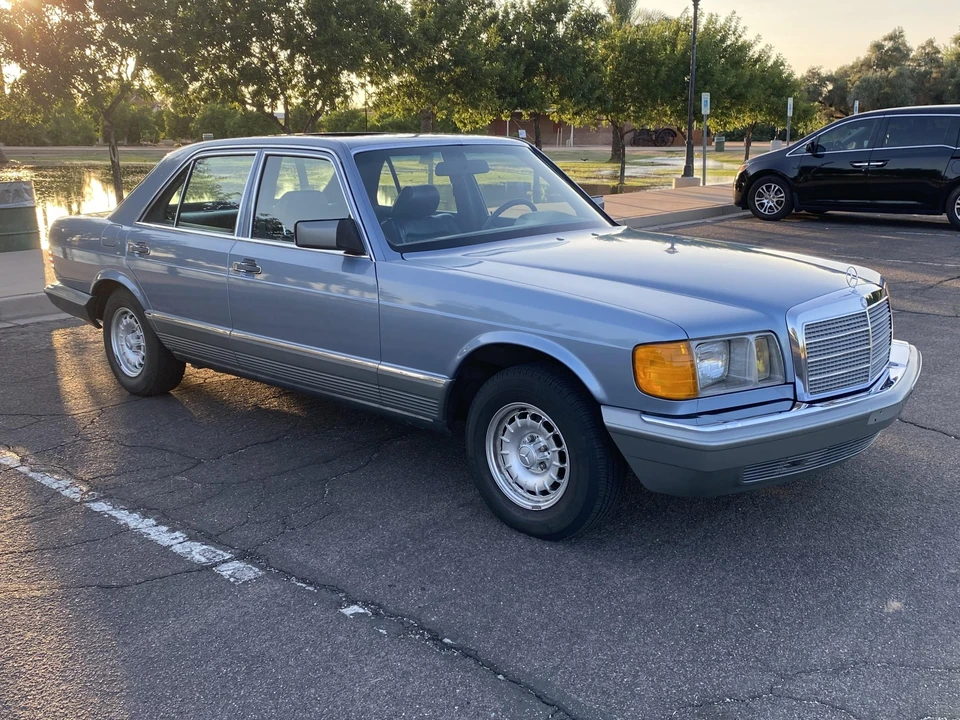 1985 Mercedes-Benz W126 S-Class Sedan - Image 9 of 31