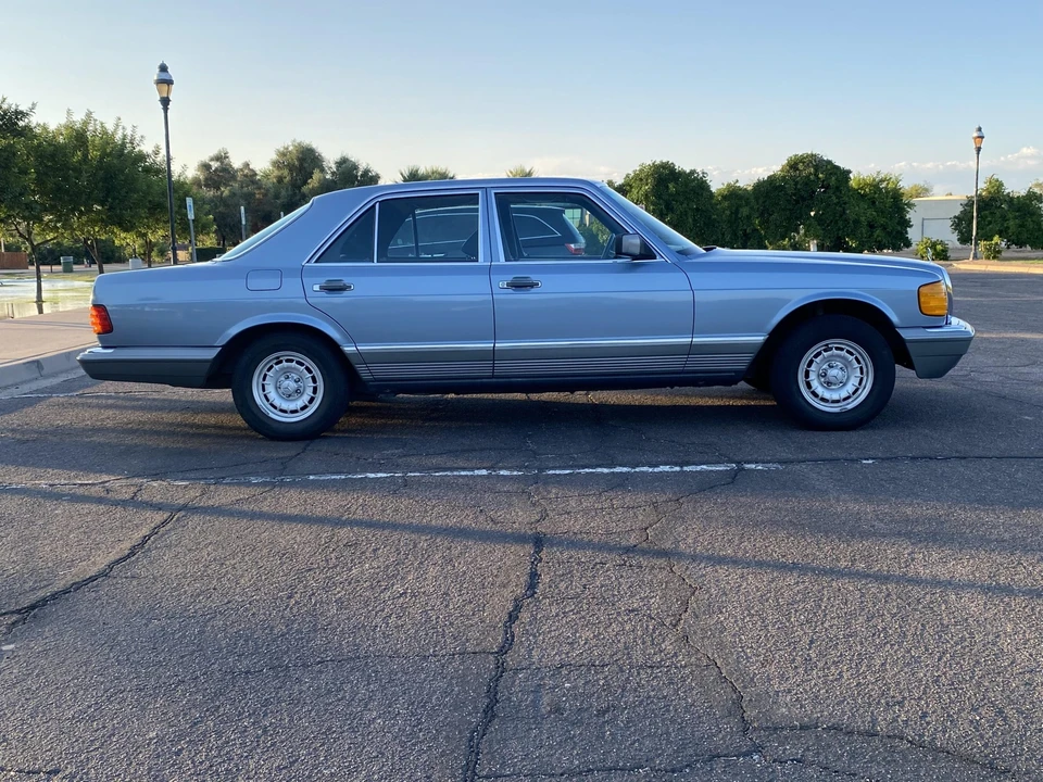 1985 Mercedes-Benz W126 S-Class Sedan - Image 15 of 31