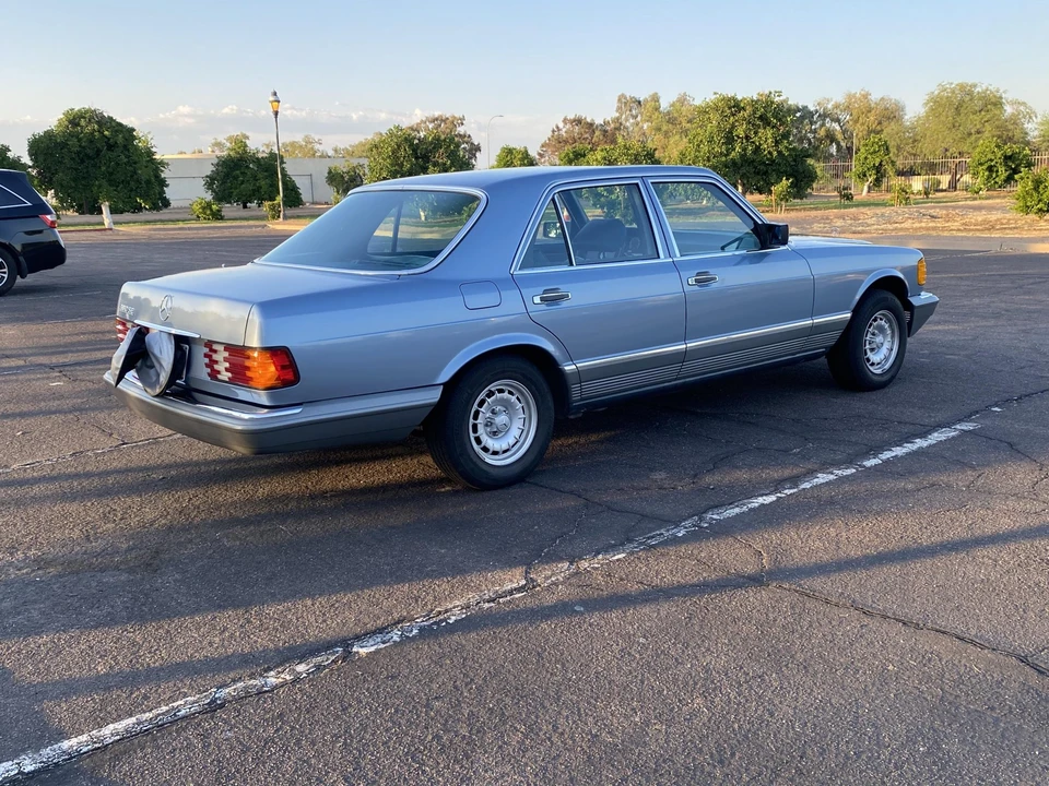 1985 Mercedes-Benz W126 S-Class Sedan - Image 19 of 31