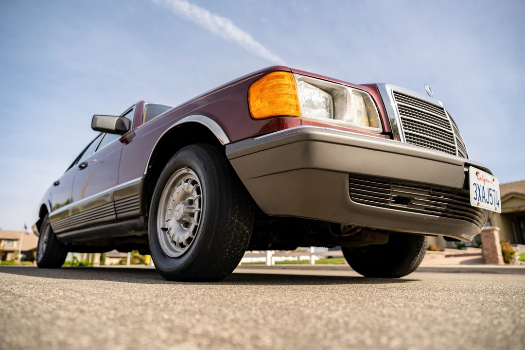 1985 Mercedes-Benz W126 S-Class Sedan - Image 10 of 31